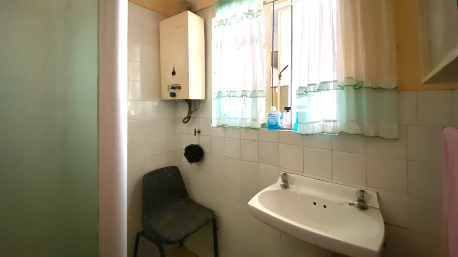 4 Bedroom Property for Sale in Laaiplek Western Cape
